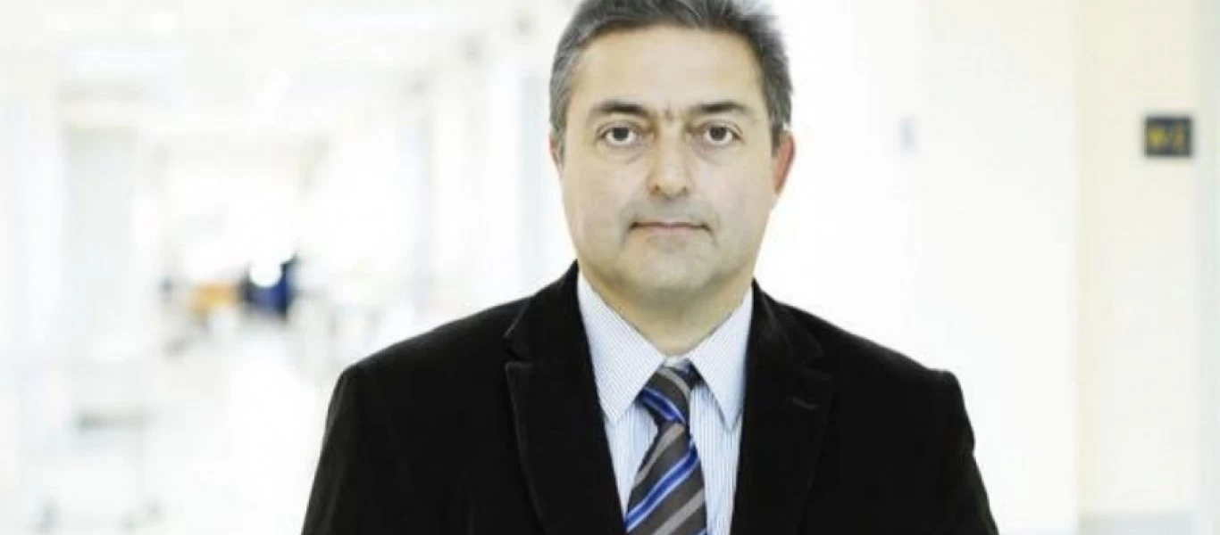 Θ.Βασιλακόπουλος: «Οι εμβολιασμένοι θα μπορούν σιγά σιγά και στην Ελλάδα να κυκλοφορούν σε εξωτερικό χώρο χωρίς μάσκες»
